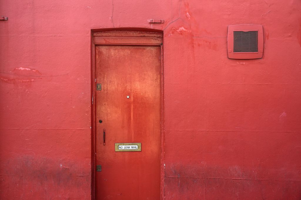 First image for the example sentence for - red